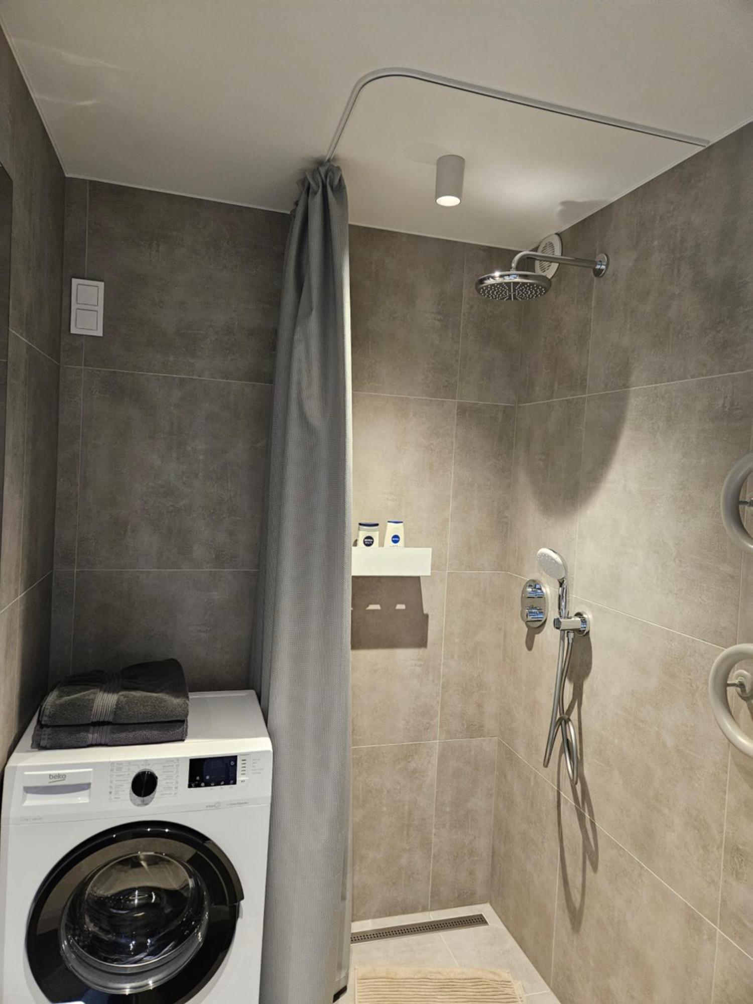 Apartamento Buto Nuoma Zemaites Gatveje Telšiai Exterior foto